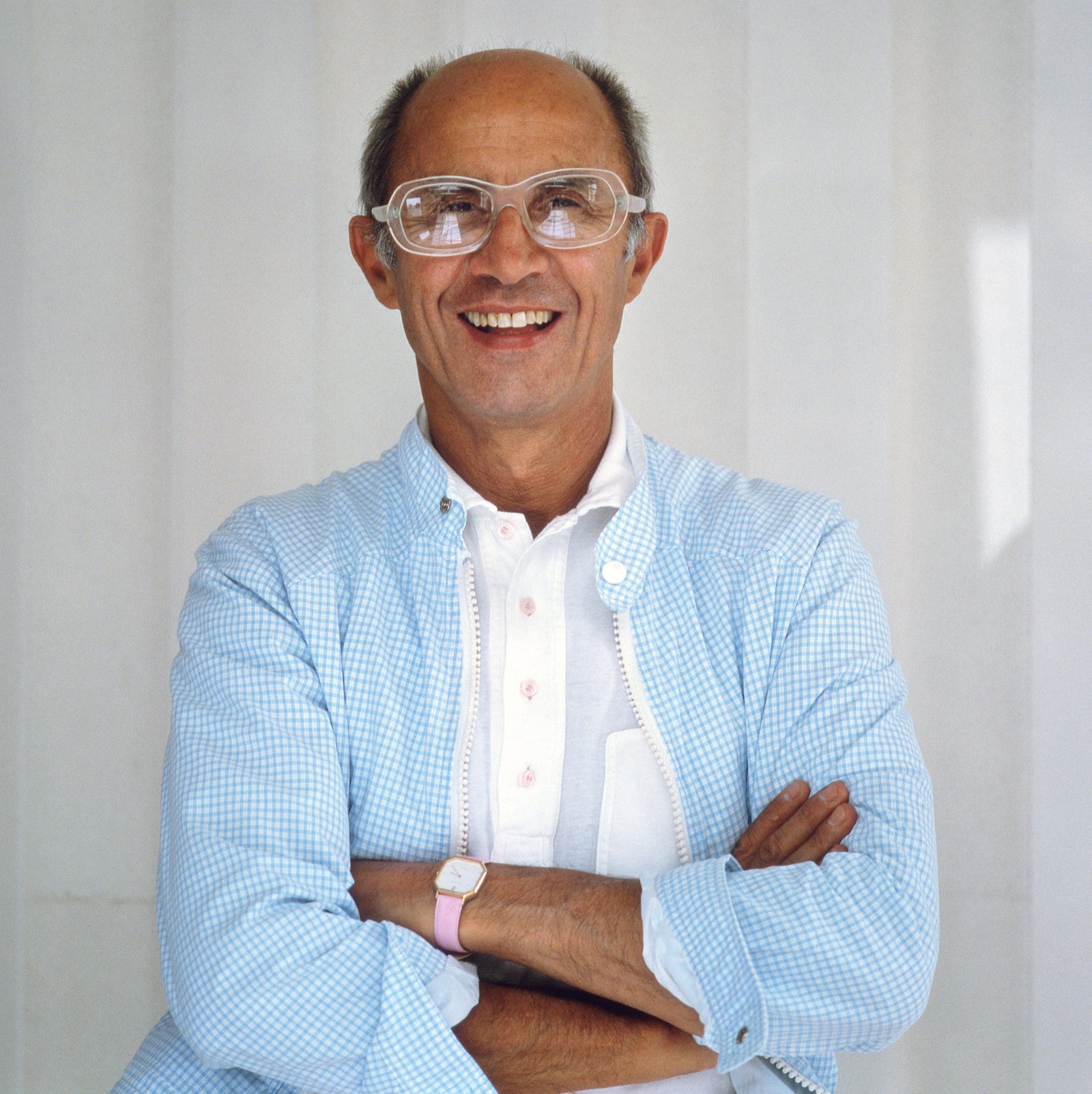 Retrato fotográfico del Diseñador André Courrèges.