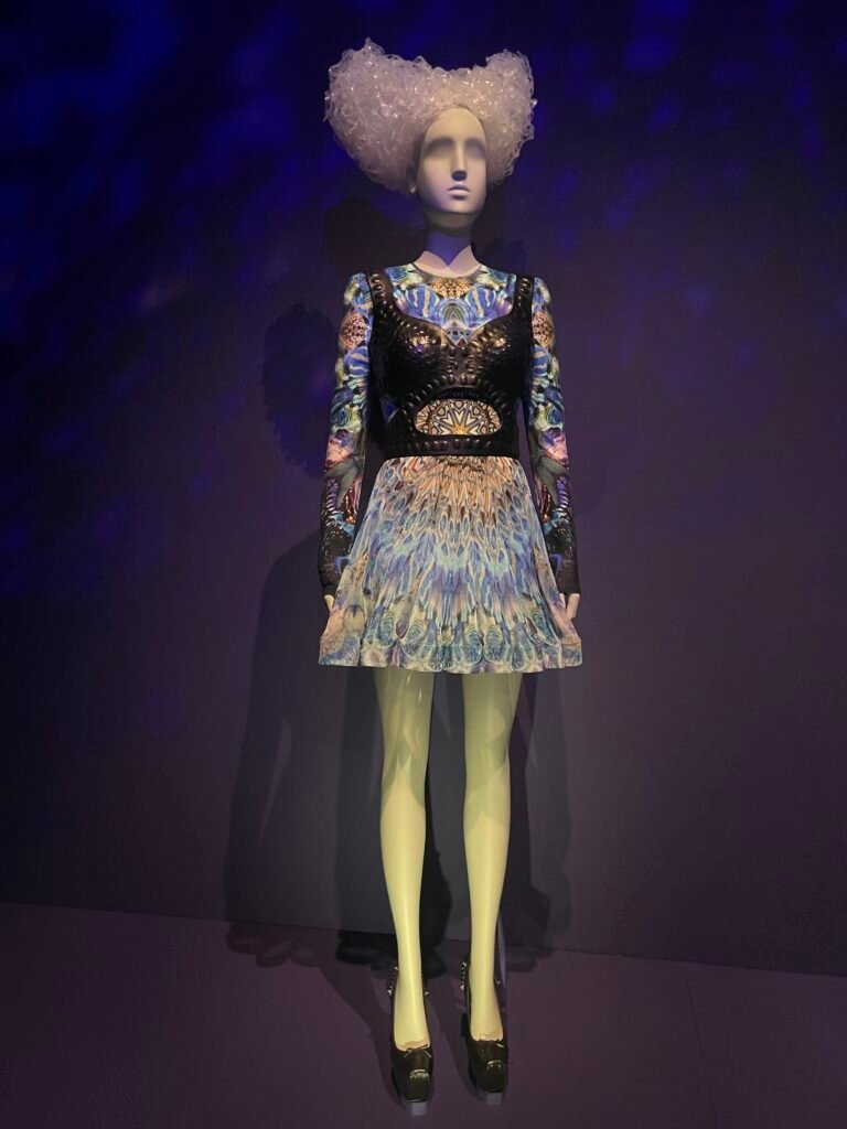 Look 36 de Alexander McQueen de la colección Plato's Atlantis, primavera-verano 2010.