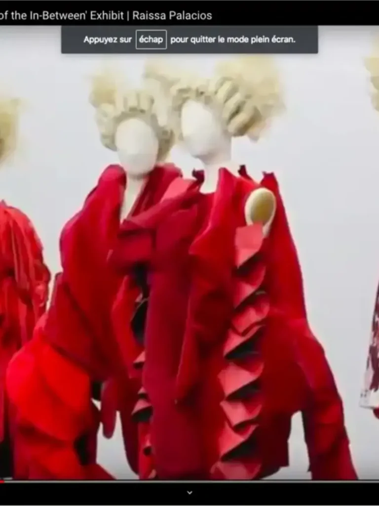 Imagen documental de la obra y el universo creativo de Rei Kawakubo.