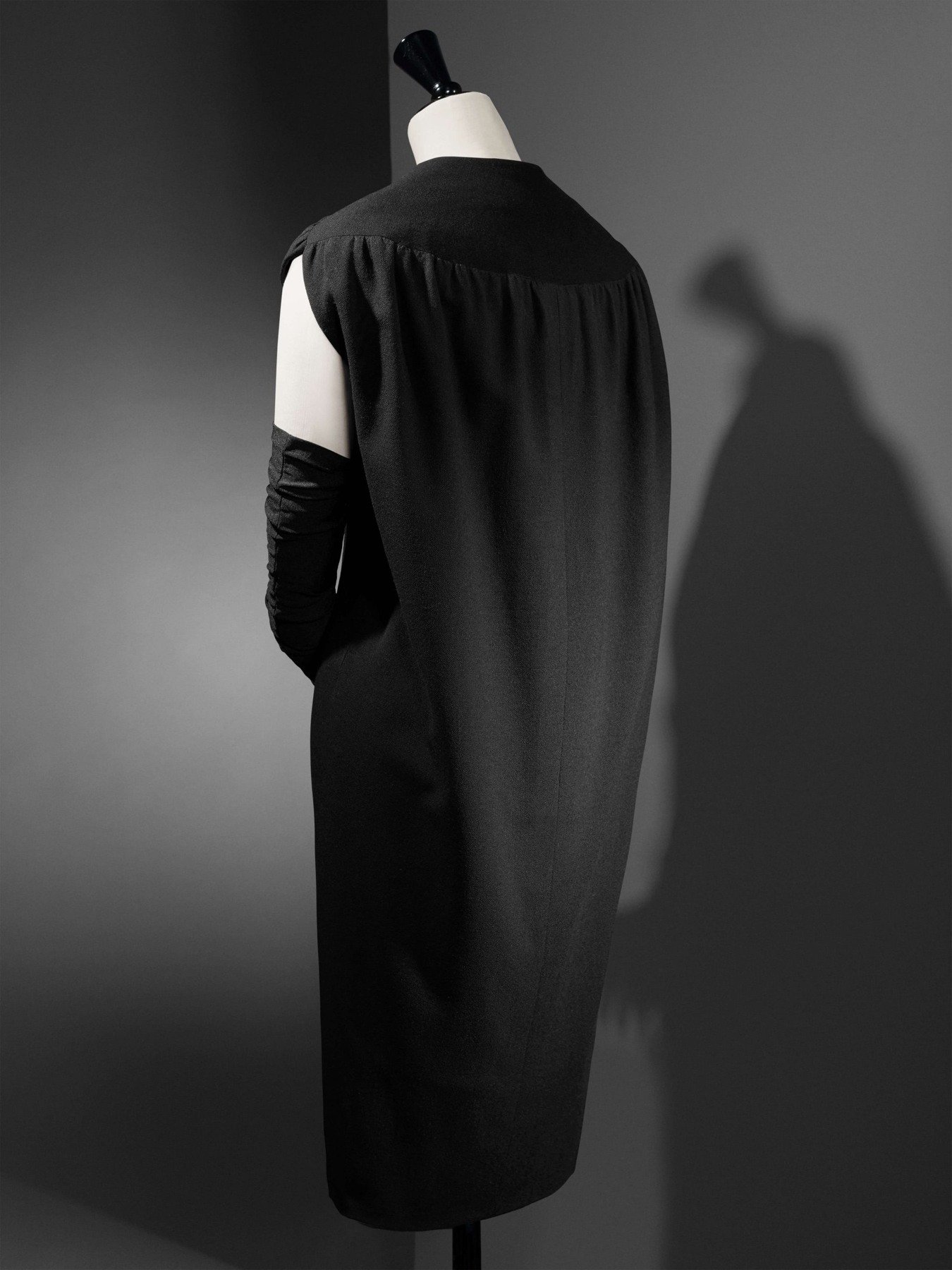 Espalda del vestido saco